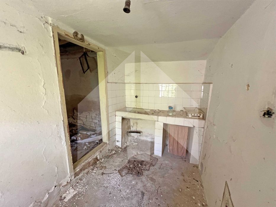 Продава се Къща в Нови пазар - 98 кв.м за 72 €/кв.м - Снимка #4