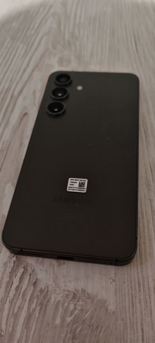 Vând Samsung Galaxy S24 256GB 8GB RAM