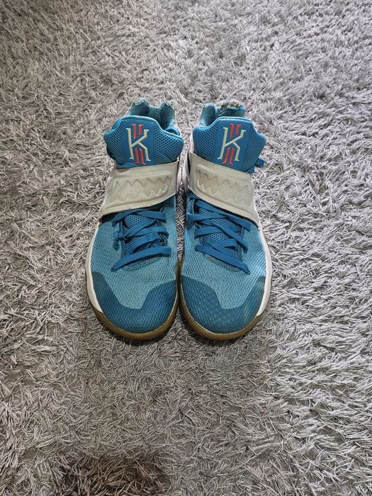 Vand adidasi Nike kyrie 2 Christmas