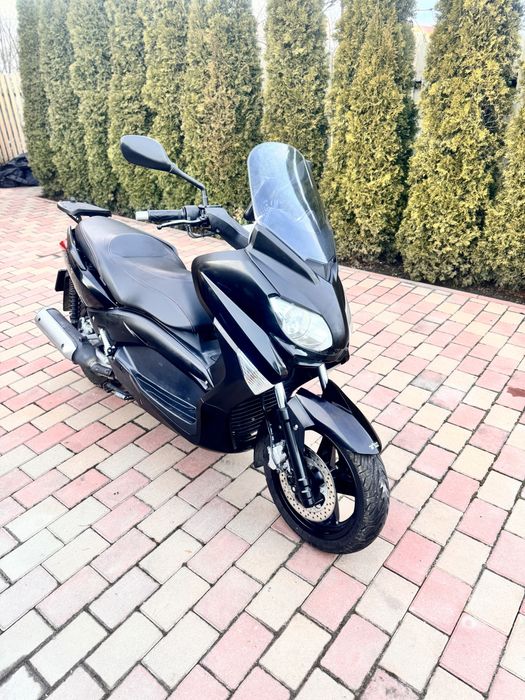 Yamah X-Max 2012 250 cmc (nu suzuki, cf moto, honda, suzuki, bmw)