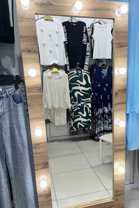 Продам зеркало напольное