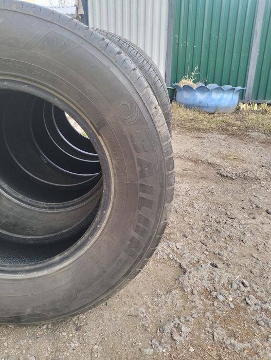 Продам летнюю резину  б/у