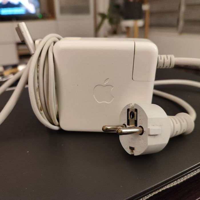100% Оригинален Захранващ Адаптер Apple MagSafe 2 85W

Input: AC 100~2