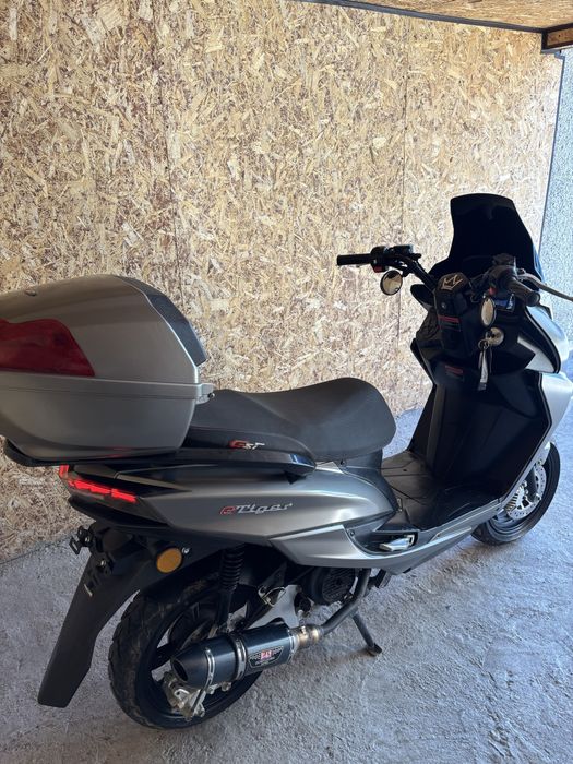 Продам скутер, Maksi