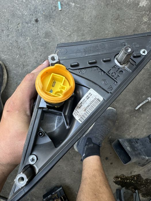 Огледала бмв ф10 ф11 фейс с прибиране bmw f10 f11 lci ogledala