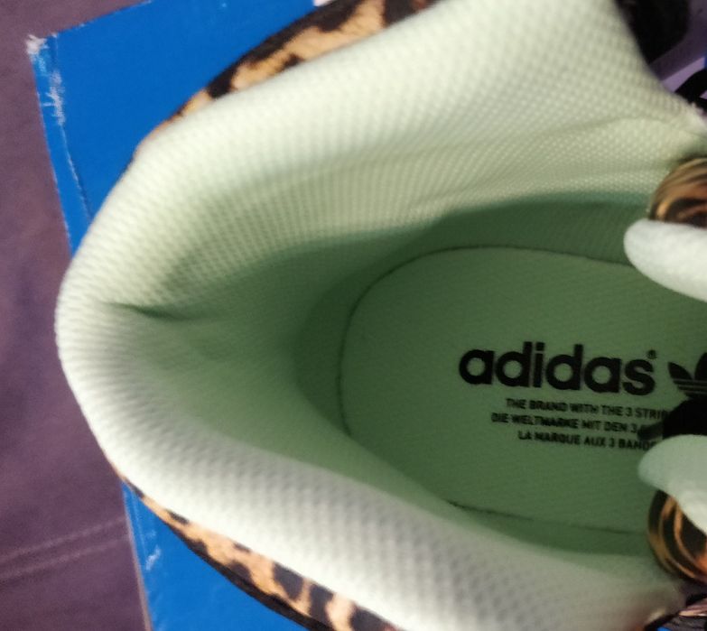 Adidas Originals - нови дамски кецове