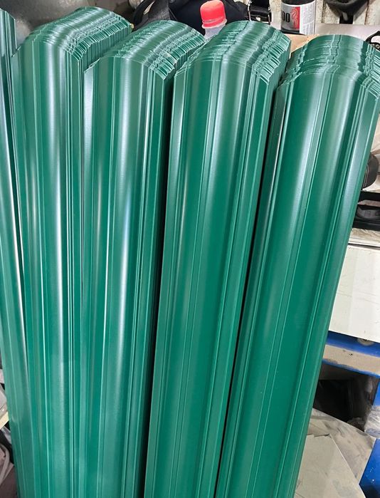 Забор из евроштакетника