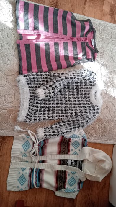 Lot tricot pentru fetițe 6-8 ani