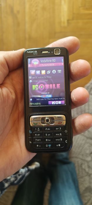 Nokia N73 perfect funcțional.card de 512mb