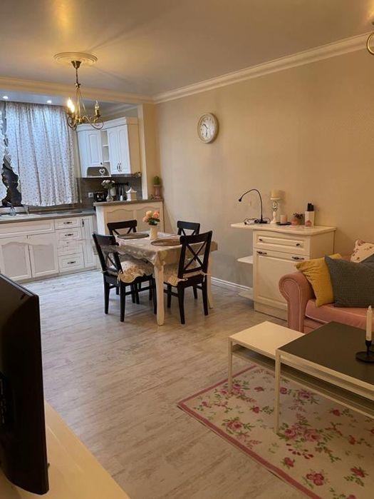 Дава се под наем Двустаен апартамент в София, Дружба 1 - 50 кв.м за 650 € - Снимка #2