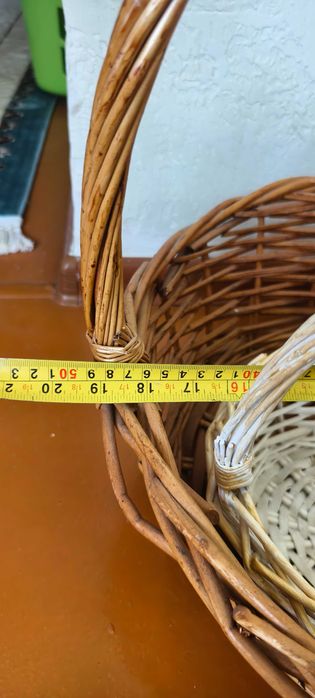 Корзина плетенная