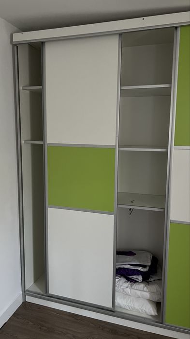 Dulap lemn usi glisante