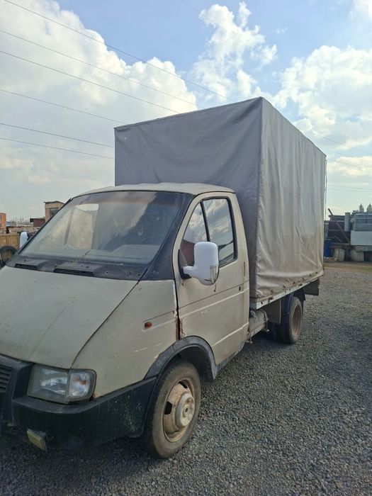 Продам ГАЗель 1995 2,7 бензин.  Торг уместен!