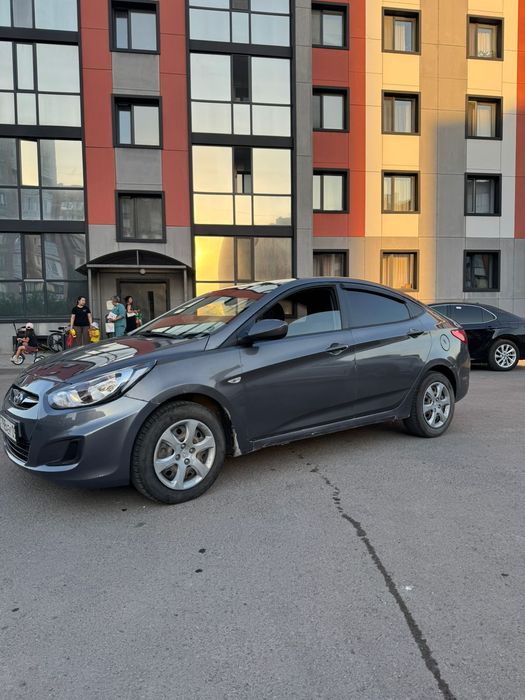 Hyundai Solaris 2011
