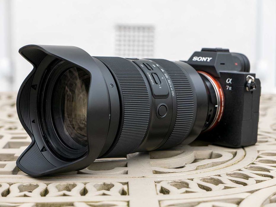 Tamron 35-150 f2-2.8 для Sony E