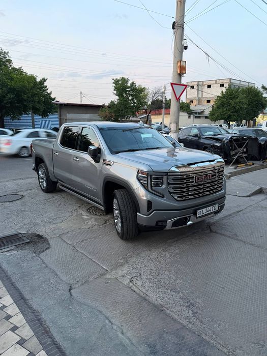 GMC Sierra Denali 6.2 L SROCHNO