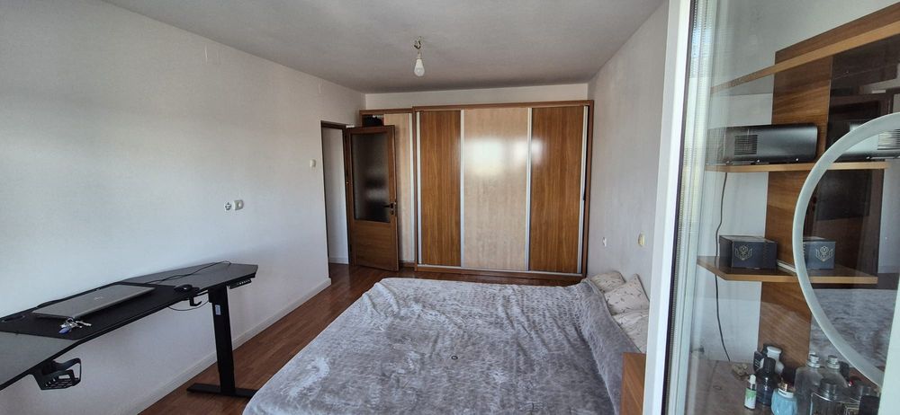 Apartament 4 camere, Zimbru, Dacia