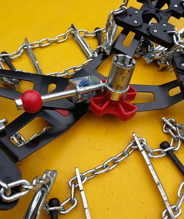 Lanturi zăpadă Maggi Group