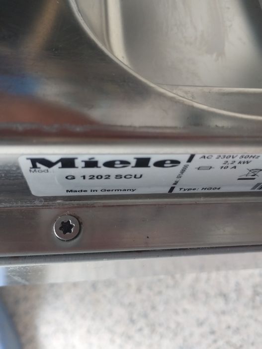 Съдомиялна Miele G1202 SCU  Inox 45 см