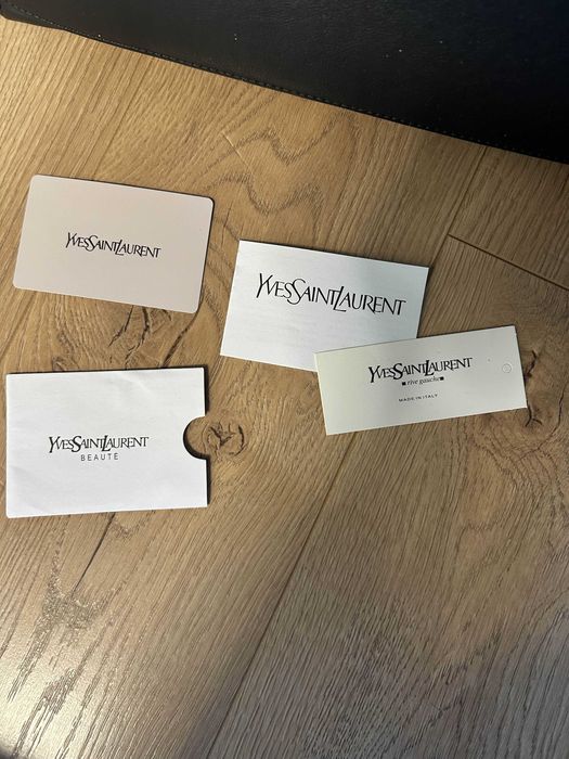 Продавам дамска чанта Saint Laurent