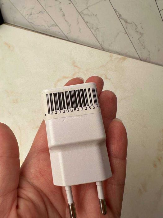 Зарядно устройство Samsung EP-TA200