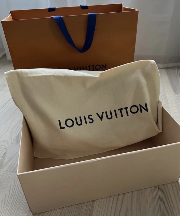 Чанта Louis Vuitton Avenue Sling Bag – Monogram Eclipse Canvas