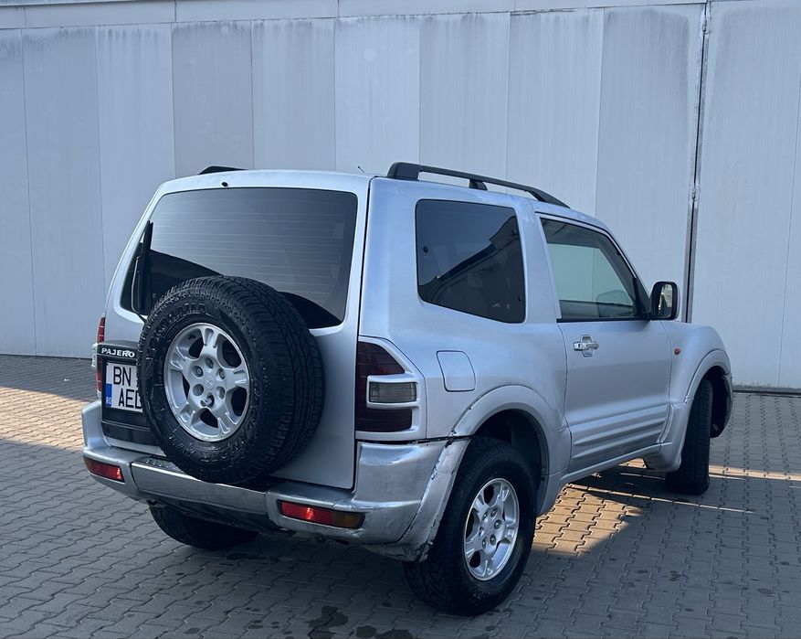 Vand sau schimb  Mitsubishi pajero mk3