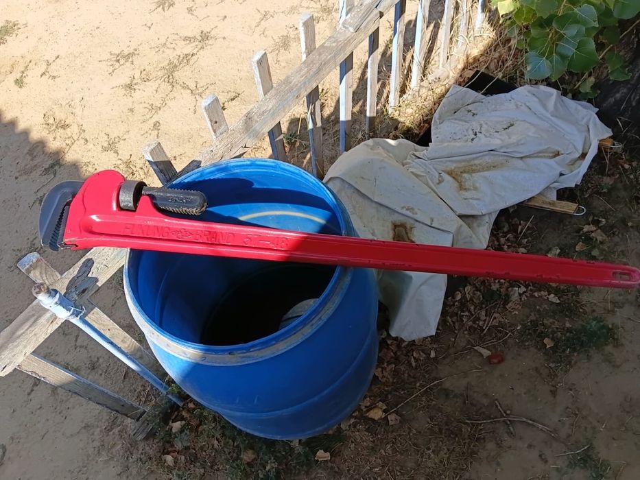 Ключ разводной продам
