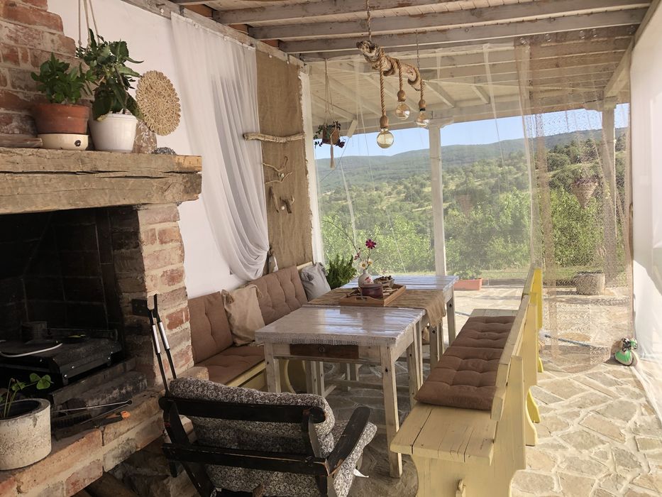 Дава се под наем Къща в с. Емона, Област Бургас - 100 кв.м за 102 € - Снимка #3