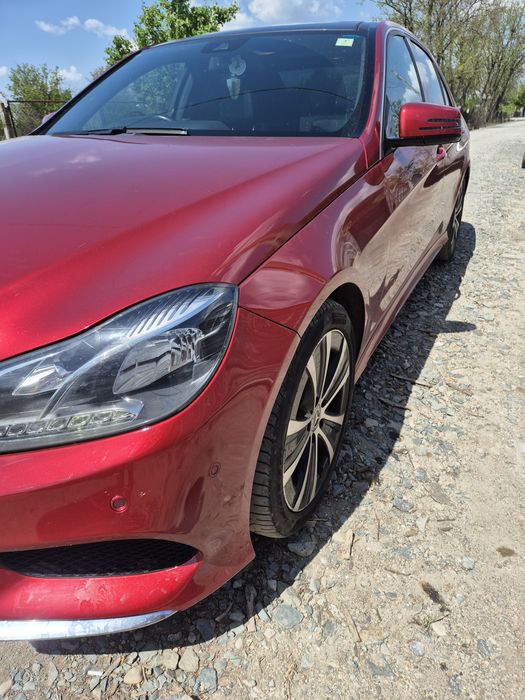 Vând Mercedes e class w212 AMG