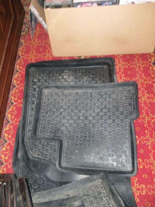 Nexia 2 poliklar sotiladi