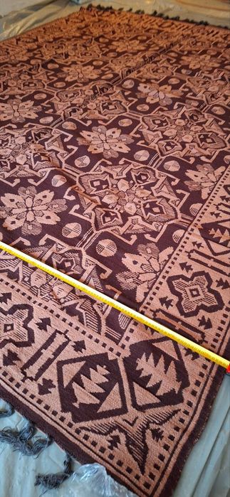 Вълнени килими и пътека