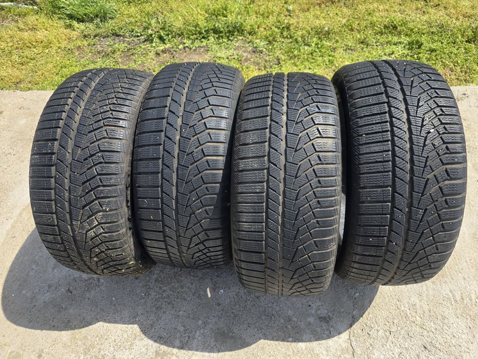 Зимни Гуми 225 50 R17