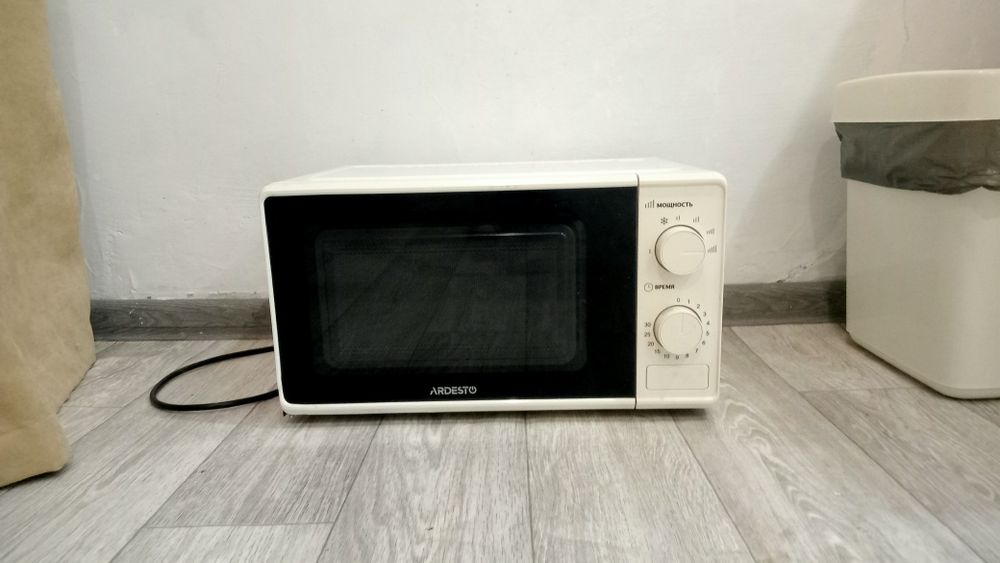Продам микроволновку не дорого!