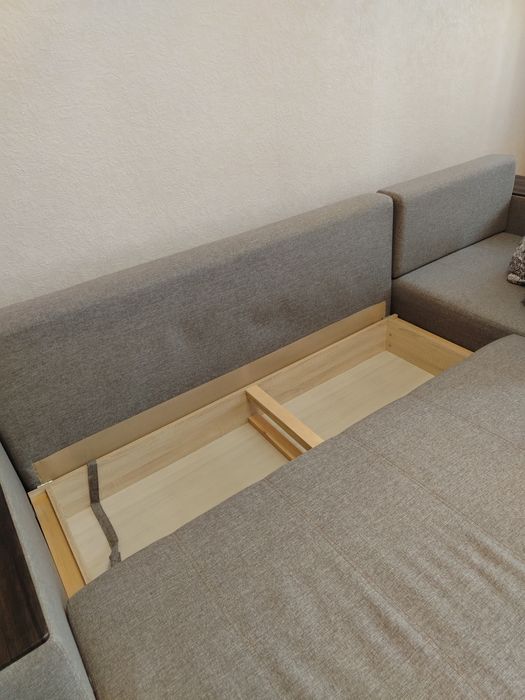 Продам угловой диван