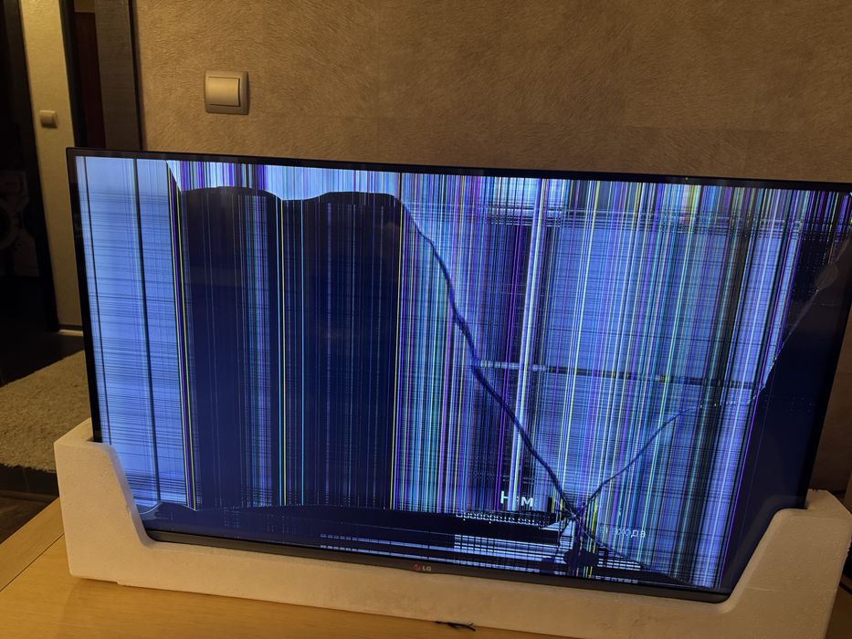 Смарт телевизор LG 43 инча