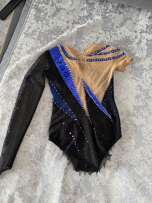 Продам купальник для гимнастики