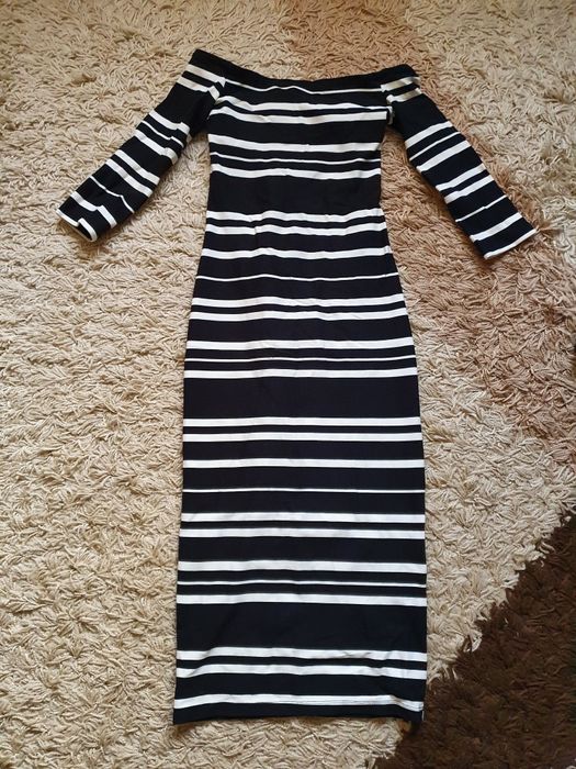 Rochie zara în dungi