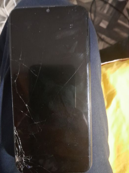 Preț negociabil, Detalii la telefon