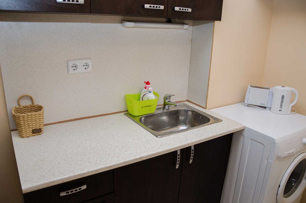 Дава се под наем Двустаен апартамент в к.к. Св.Св. Константин и Елена - 60 кв.м за 400 € - Снимка #6