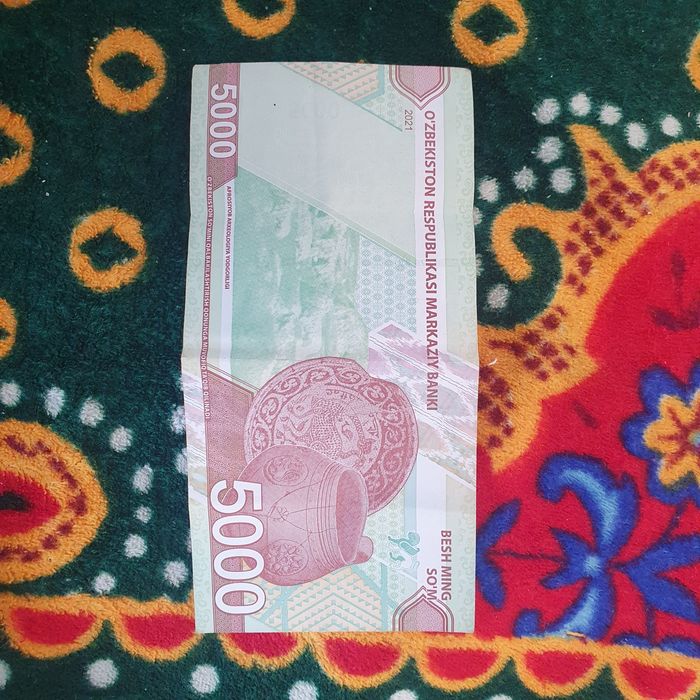 Koleksiya pul sotiladi