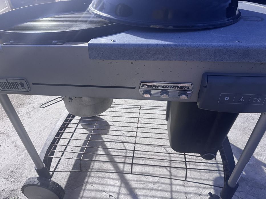 Gratar gaz si carbune weber performant