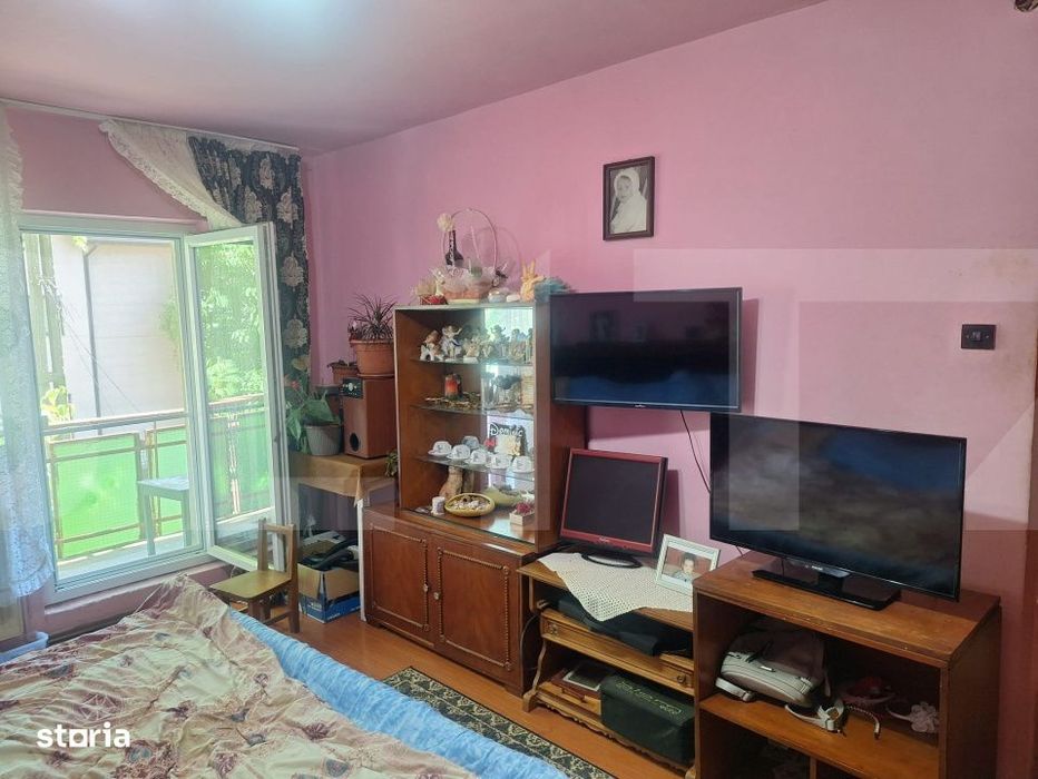 Apartament 2 camere de vanzare, 67 mp, decomandat, etaj 1, Logoj