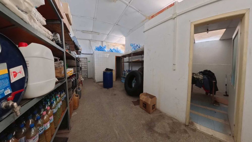 Продава се Промишлена сграда в Разград, Промишлена зона - Запад - 1453 кв.м за 826 €/кв.м - Снимка #3