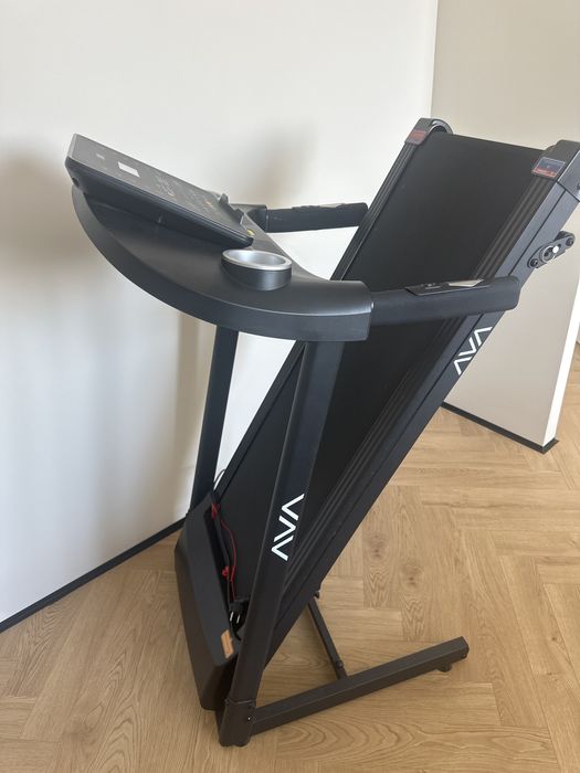 Продам беговую дорожку