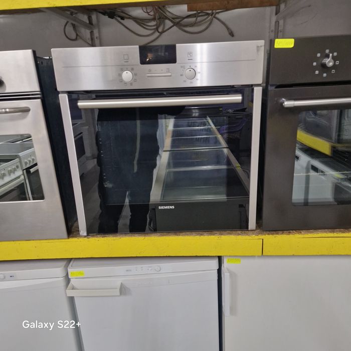 Фурна за вграждане SIEMENS Pyrolyse