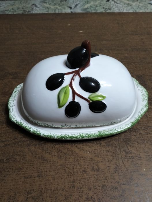 Продам посуду б/у, в отличном состоянии.