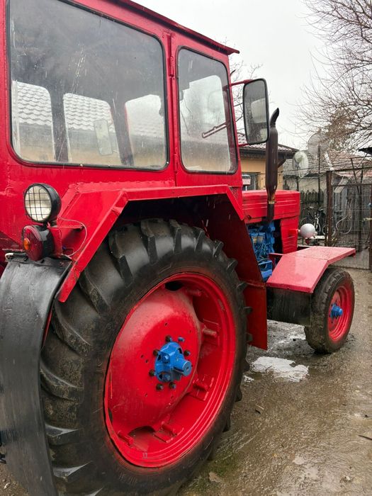 Vând tractor u650