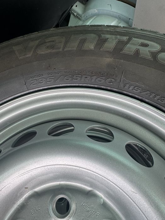 Vand roti complete jante + anvelope 235 65 16c vara crafter sprinter