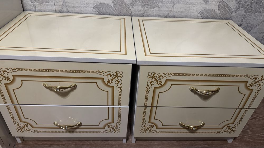 Срочно Продам Спальный гарнитур